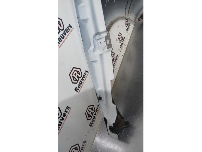 Framskärm, vänster från en Renault Zoé (AG) R90 2015