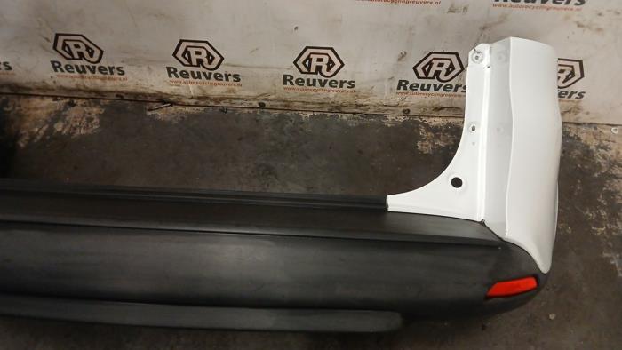 Bakre stötfångare från en Renault Clio IV Estate/Grandtour (7R) 1.5 Energy dCi 90 FAP 2015