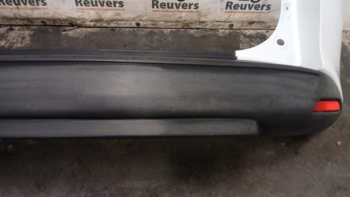 Bakre stötfångare från en Renault Clio IV Estate/Grandtour (7R) 1.5 Energy dCi 90 FAP 2015
