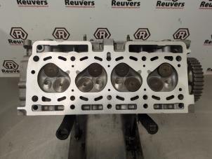 Gebruikte Cilinderkop Renault Twingo II (CN) 1.2 Prijs € 250,00 Margeregeling aangeboden door Autorecycling Reuvers B.V.