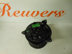 Gebruikte Aanjager Ford Mondeo III 1.8 16V Prijs € 30,00 Margeregeling aangeboden door Autorecycling Reuvers B.V.