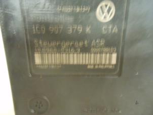 Gebruikte ABS Pomp Seat Leon (1M1) 1.9 TDI 110 Prijs € 50,00 Margeregeling aangeboden door Autorecycling Reuvers B.V.