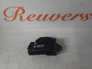 Begagnade Startmotor Renault Safrane I 3.0i V6 RT,RXE Pris € 40,00 Marginaltabell erbjuds av Autorecycling Reuvers B.V.