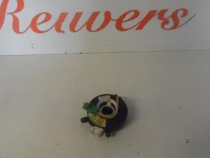 Begagnade Airbagring Fiat Bravo (182A) 1.2 16V Pris € 25,00 Marginaltabell erbjuds av Autorecycling Reuvers B.V.