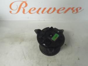 Gebruikte Aanjager Ford Mondeo III Wagon 2.0 TDCi/TDDi 115 16V Prijs € 30,00 Margeregeling aangeboden door Autorecycling Reuvers B.V.