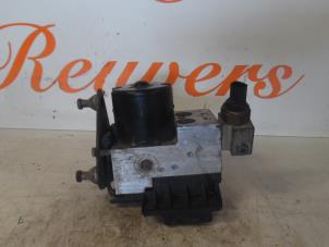 Używane Pompa ABS Mercedes A (W168) 1.4 A-140 Cena € 75,00 Procedura marży oferowane przez Autorecycling Reuvers B.V.