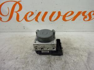 Gebruikte ABS Pomp Dacia Sandero I (BS) 1.2 16V Prijs € 150,00 Margeregeling aangeboden door Autorecycling Reuvers B.V.