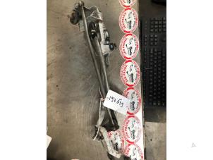 Begagnade Torkarmotor + mekanism Mitsubishi ASX 1.6 MIVEC 16V 4x4 Pris € 50,00 Marginaltabell erbjuds av Autosloopbedrijf Jan Pronk B.V.