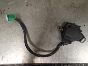 Gebruikte Schakelrobot Citroen C3 (FC/FL/FT) 1.6 16V Prijs € 50,00 Margeregeling aangeboden door Autosloopbedrijf Jan Pronk B.V.