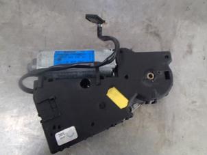 Begagnade Motor, soltak Volkswagen Golf IV (1J1) 1.4 16V Pris € 50,00 Marginaltabell erbjuds av Autosloopbedrijf Jan Pronk B.V.