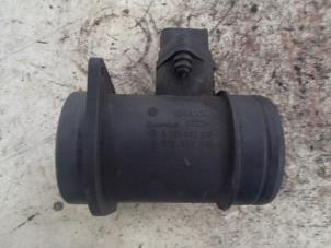 Gebruikte Luchtmassameter Seat Cordoba Vario Facelift (6K5) 1.9 TDi Signo,Sport Prijs € 40,00 Margeregeling aangeboden door Autosloopbedrijf Jan Pronk B.V.