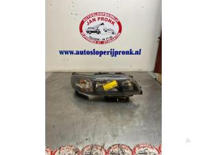 Begagnade Strålkastare, höger Volvo S60 I (RS/HV) 2.4 20V 140 Pris € 100,00 Marginaltabell erbjuds av Autosloopbedrijf Jan Pronk B.V.