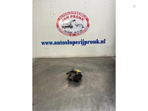 Gebruikte EGR Klep Opel Movano 2.3 CDTi 16V FWD Prijs € 50,00 Margeregeling aangeboden door Autosloopbedrijf Jan Pronk B.V.