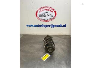 Gebruikte Voorpoot links Volvo C30 (EK/MK) 1.8 16V Prijs € 60,00 Margeregeling aangeboden door Autosloopbedrijf Jan Pronk B.V.