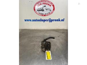 Begagnade Servostyrningspump Volvo V70 (BW) 2.0 D 16V Pris € 40,00 Marginaltabell erbjuds av Autosloopbedrijf Jan Pronk B.V.