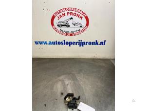 Begagnade Låsmekanism, baklucka Audi A3 Sportback (8PA) 1.6 TDI 16V Pris € 25,00 Marginaltabell erbjuds av Autosloopbedrijf Jan Pronk B.V.