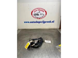 Gebruikte Veiligheidsgordel links-achter Peugeot 107 1.0 12V Prijs € 30,00 Margeregeling aangeboden door Autosloopbedrijf Jan Pronk B.V.