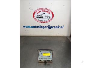 Używane Radioodtwarzacz CD Mitsubishi Colt (Z2/Z3) 1.3 16V Cena € 75,00 Procedura marży oferowane przez Autosloopbedrijf Jan Pronk B.V.