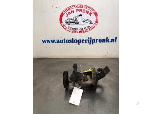 Gebruikte Stuurbekrachtiging Pomp Ford Transit 2.2 TDCi 16V Prijs € 75,00 Margeregeling aangeboden door Autosloopbedrijf Jan Pronk B.V.