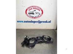 Gebruikte Veiligheidsgordel links-achter Mitsubishi ASX 1.6 MIVEC 16V Prijs € 50,00 Margeregeling aangeboden door Autosloopbedrijf Jan Pronk B.V.