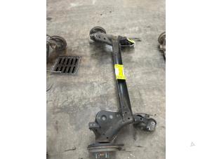 Begagnade Bakre drivaxel Ford Fiesta 6 (JA8) 1.6 TDCi 16V ECOnetic Pris € 125,00 Marginaltabell erbjuds av Autosloopbedrijf Jan Pronk B.V.