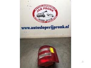 Begagnade Baklykta, höger Audi A2 (8Z0) 1.4 TDI Pris € 40,00 Marginaltabell erbjuds av Autosloopbedrijf Jan Pronk B.V.