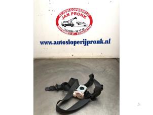 Gebruikte Veiligheidsgordel links-achter Citroen C4 Grand Picasso (UA) 1.6 HDiF 16V 110 Prijs € 25,00 Margeregeling aangeboden door Autosloopbedrijf Jan Pronk B.V.
