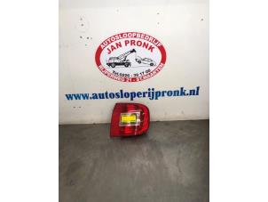 Gebruikte Achterlicht rechts Fiat Multipla (186) 1.6 16V 100 SX,ELX Prijs € 30,00 Margeregeling aangeboden door Autosloopbedrijf Jan Pronk B.V.