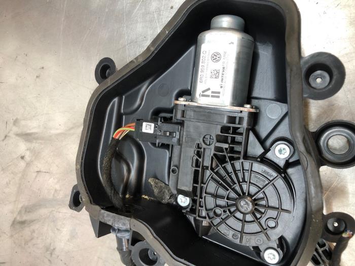 Fönstermekanism, 4-dörrars, höger fram från en Seat Ibiza IV (6J5) 1.2 TDI Ecomotive 2012