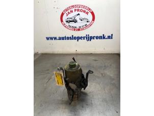 Begagnade Servostyrningspump Seat Ibiza III (6L1) 1.4 16V 85 Pris € 50,00 Marginaltabell erbjuds av Autosloopbedrijf Jan Pronk B.V.