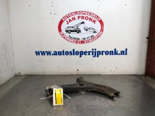 Gebruikte Draagarm rechts-voor Volkswagen Tiguan (5N1/2) 2.0 TSI 16V 4Motion Prijs € 30,00 Margeregeling aangeboden door Autosloopbedrijf Jan Pronk B.V.