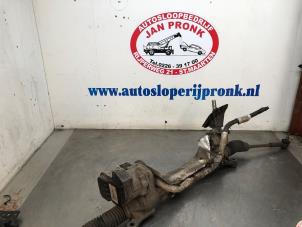 Begagnade Servostyrningsbox Ford Focus 3 Wagon 1.6 TDCi ECOnetic Pris € 125,00 Marginaltabell erbjuds av Autosloopbedrijf Jan Pronk B.V.