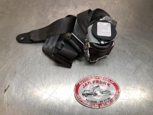 Gebruikte Veiligheidsgordel links-achter Ford Mondeo IV Wagon 2.0 TDCi 135 16V Prijs € 40,00 Margeregeling aangeboden door Autosloopbedrijf Jan Pronk B.V.