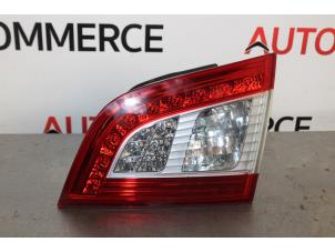 Używane Baklykta, höger Peugeot 508 (8D) 1.6 HDiF 16V Cena € 50,00 Procedura marży oferowane przez Autocommerce