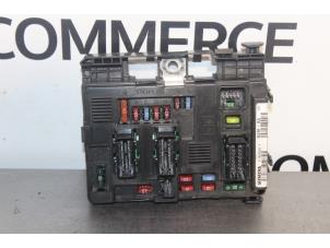 Używane Skrzynka bezpieczników Peugeot 206 (2A/C/H/J/S) 1.4 HDi Cena na żądanie oferowane przez Autocommerce