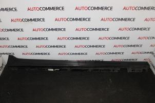 Gebruikte Zijskirt rechts BMW 5 serie (F10) Prijs € 50,00 Margeregeling aangeboden door Autocommerce