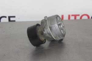 Używane Napinacz pasa rozrzadu Peugeot 208 I (CA/CC/CK/CL) 1.2 12V e-THP PureTech 110 Cena € 20,00 Procedura marży oferowane przez Autocommerce