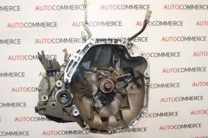 Begagnade Växellåda Renault Clio III Estate/Grandtour (KR) 1.2 16V TCe Pris € 325,00 Marginaltabell erbjuds av Autocommerce