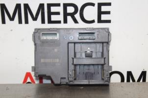 Begagnade Kortläsare (lås) Renault Clio IV Estate/Grandtour (7R) 1.5 Energy dCi 75 FAP Pris på förfrågan erbjuds av Autocommerce