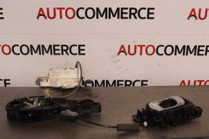 Gebruikte Deurslot Mechaniek 4Deurs links-voor Citroen C4 Cactus (0B/0P) 1.2 PureTech 82 12V Prijs € 35,00 Margeregeling aangeboden door Autocommerce