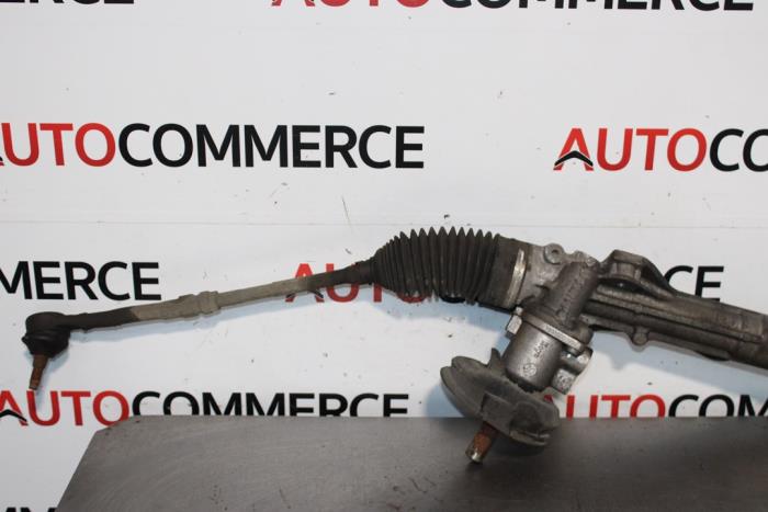 Styrbox från en Citroën C4 Berline (NC) 1.6 Hdi 90 2013