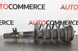 Gebruikte Schokdemper rechts-voor Peugeot 208 I (CA/CC/CK/CL) 1.0 Vti 12V PureTech Prijs € 60,00 Margeregeling aangeboden door Autocommerce