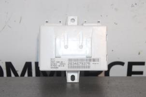 Gebruikte Navigatie Module Renault Clio IV Estate/Grandtour (7R) 0.9 Energy TCE 90 12V Prijs € 20,00 Margeregeling aangeboden door Autocommerce