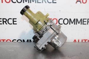 Gebruikte Stuurbekrachtiging Pomp Dacia Sandero II 0.9 TCE 12V Prijs € 150,00 Margeregeling aangeboden door Autocommerce