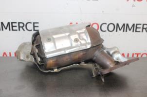 Begagnade Katalytisk avgasrenare Renault Clio IV (5R) 0.9 Energy TCE 75 12V Pris € 150,00 Marginaltabell erbjuds av Autocommerce