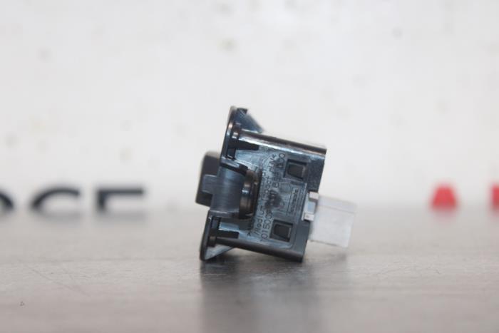 Tempomaat Bediening van een Renault Megane III Grandtour (KZ) 1.5 dCi 110 2011