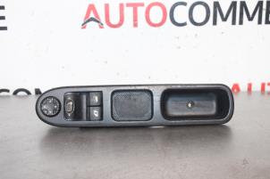 Używane Przelacznik elektrycznej szyby Peugeot 207/207+ (WA/WC/WM) 1.4 16V VTi Cena na żądanie oferowane przez Autocommerce