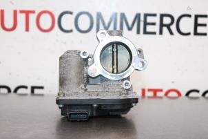 Gebruikte Gasklephuis Dacia Logan MCV II/Sandero Wagon (7S) 1.0 Sce 12V Prijs op aanvraag aangeboden door Autocommerce