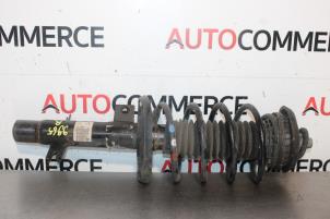 Gebruikte Schokdemper rechts-voor Peugeot 208 I (CA/CC/CK/CL) 1.2 Vti 12V PureTech Prijs € 50,00 Margeregeling aangeboden door Autocommerce