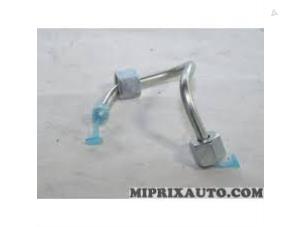 Nowe Przewód paliwowy Renault Clio V (RJAB) 1.5 Blue dCi 115 Cena € 60,50 Z VAT oferowane przez Autocommerce